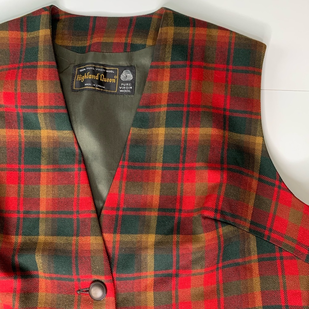 1970’s Vintage Highland Queen Vest - Picture 3 of 4
